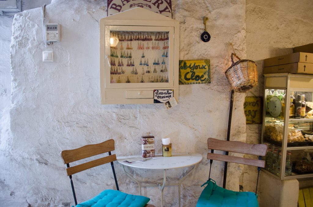 gioras-wood-bakery-mykonos-5